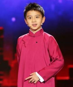 王泓翔头条,揭秘明星背后的奋斗与成长