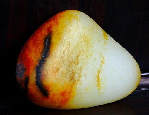 怎么看危料原石好坏,如何辨别其品质优劣